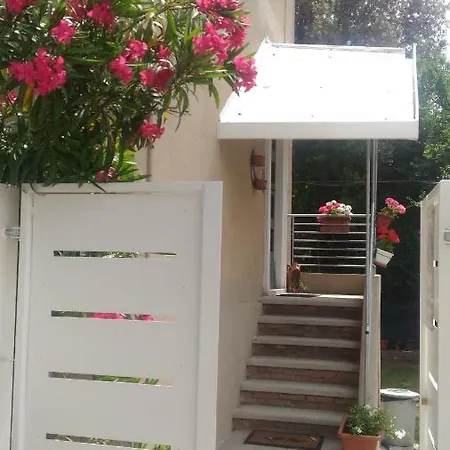 Bed & Breakfast Centro Mare Luna Pesaro
